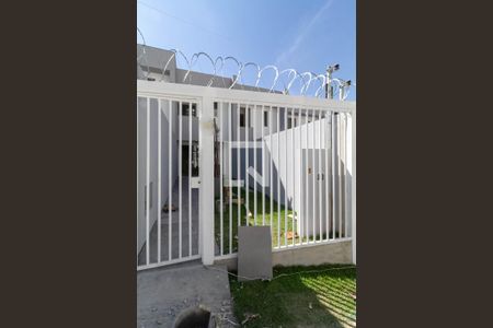 Casa à venda com 69m², 2 quartos e 1 vagaFachada