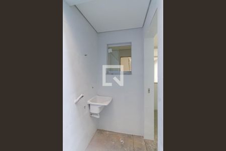 Casa à venda com 69m², 2 quartos e 1 vagaÁrea de serviço 