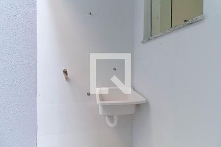 Casa à venda com 70m², 2 quartos e 1 vagaÁrea de serviço 