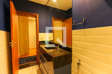 Casa à venda com 420m², 4 quartos e 3 vagasBanheiro da Suíte 3