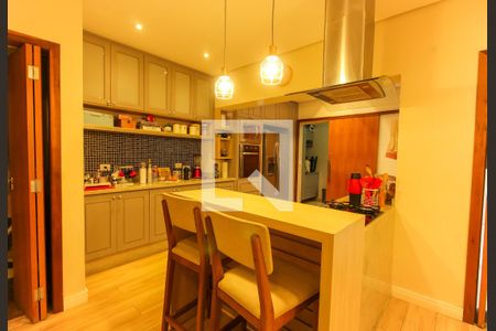 Casa à venda com 420m², 4 quartos e 3 vagasCozinha