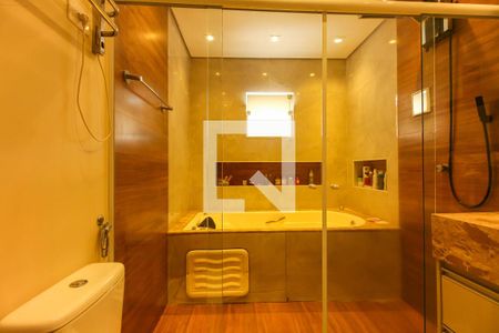 Banheiro da Suíte 1 de casa para alugar com 4 quartos, 420m² em Tatuapé, São Paulo