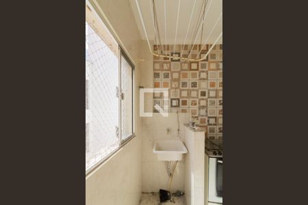 Área de Serviço de apartamento para alugar com 2 quartos, 46m² em Parque Renato Maia, Guarulhos