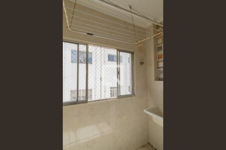 Área de Serviço de apartamento para alugar com 2 quartos, 46m² em Parque Renato Maia, Guarulhos