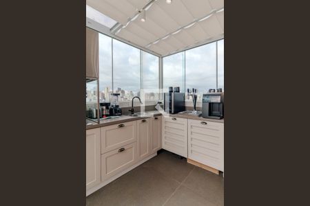 Apartamento para alugar com 169m², 3 quartos e 4 vagasCozinha