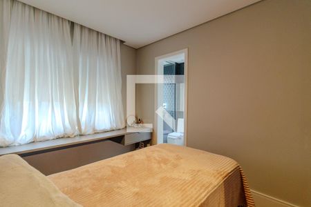 Apartamento para alugar com 169m², 3 quartos e 4 vagasSuíte 2