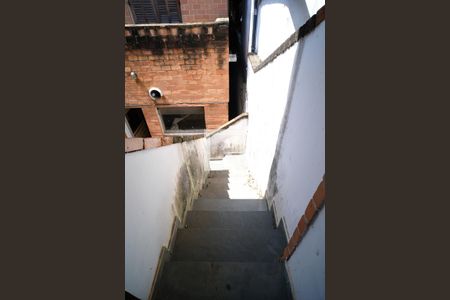 Casa para alugar com 340m², 4 quartos e 3 vagasEscada