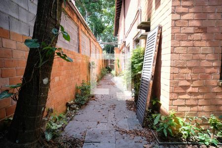 Casa para alugar com 340m², 4 quartos e 3 vagasQuintal