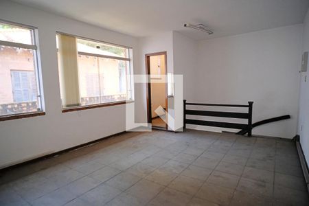 Casa para alugar com 340m², 4 quartos e 3 vagasSalão