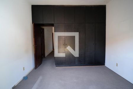 Casa para alugar com 340m², 4 quartos e 3 vagasQuarto 1