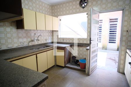 Casa para alugar com 340m², 4 quartos e 3 vagasCozinha