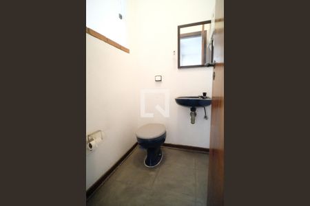 Casa para alugar com 340m², 4 quartos e 3 vagasBanheiro