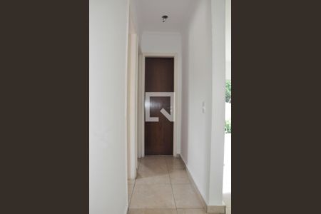 Corredor de apartamento para alugar com 2 quartos, 60m² em Vila Amalia (zona Norte), São Paulo