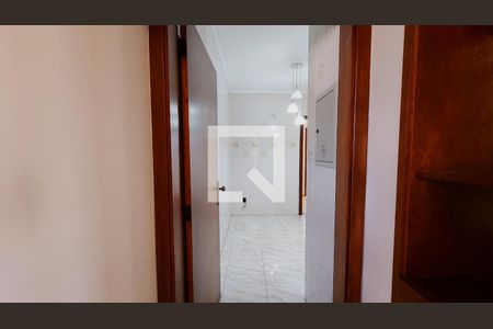 Corredor  de apartamento para alugar com 3 quartos, 90m² em Anhangabaú, Jundiaí