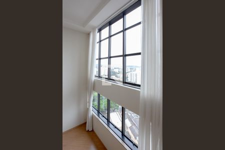 sala/parte aérea de apartamento para alugar com 4 quartos, 302m² em Vila Augusto, São Paulo