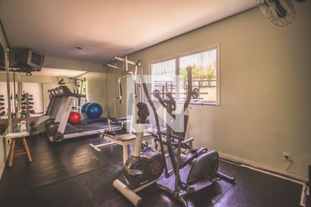 Apartamento à venda com 72m², 2 quartos e 1 vaga Apartamento à venda com 72m², 2 quartos e 1 vagaÁrea comum - Academia