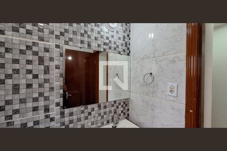 Apartamento para alugar com 77m², 2 quartos e sem vagaBanheiro