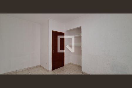 Apartamento para alugar com 77m², 2 quartos e sem vagaQuarto