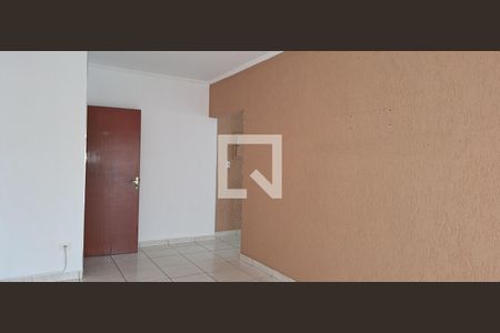 Apartamento para alugar com 77m², 2 quartos e sem vagaSala