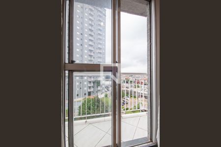 Sacada de apartamento à venda com 2 quartos, 48m² em Bussocaba, Osasco