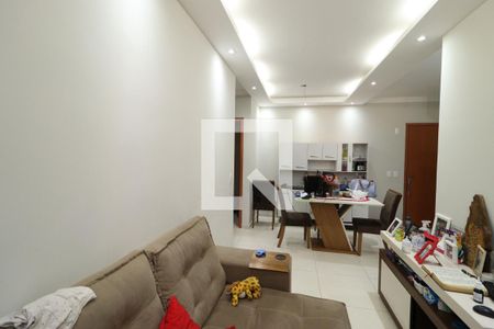 Sala de apartamento para alugar com 2 quartos, 80m² em Jardim Holanda, Uberlândia