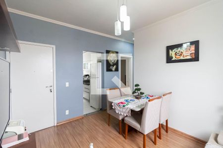 Sala de apartamento à venda com 2 quartos, 60m² em Heliópolis, Belo Horizonte