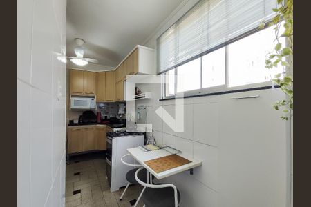 Cozinha de apartamento à venda com 2 quartos, 59m² em Vila Isabel, Rio de Janeiro