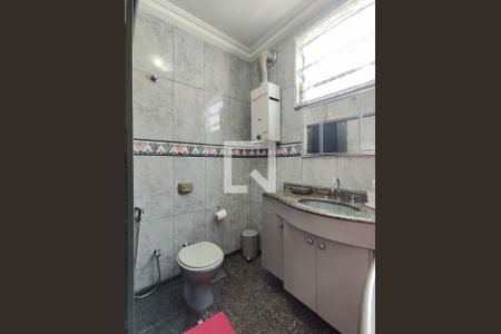 Apartamento à venda com 59m², 2 quartos e sem vaga Apartamento à venda com 59m², 2 quartos e sem vagaBanheiro Corredor