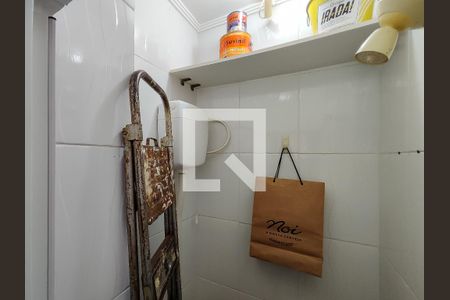 Apartamento à venda com 59m², 2 quartos e sem vaga Apartamento à venda com 59m², 2 quartos e sem vagaBanheiro de serviço