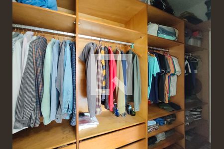 Apartamento à venda com 59m², 2 quartos e sem vaga Apartamento à venda com 59m², 2 quartos e sem vagaCloset do quarto 1