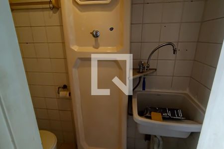 área de serviço/banheiro de serviço de apartamento para alugar com 3 quartos, 80m² em Jacarepaguá, Rio de Janeiro