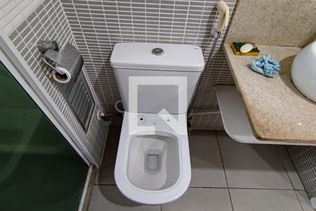 banheiro de apartamento para alugar com 3 quartos, 80m² em Jacarepaguá, Rio de Janeiro