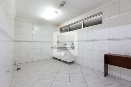 Casa para alugar com 200m², 3 quartos e 2 vagasCozinha