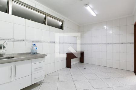 Casa para alugar com 200m², 3 quartos e 2 vagasCozinha