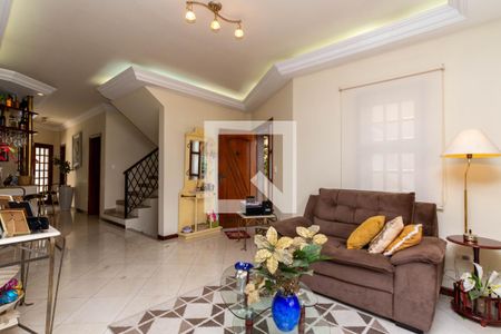 Sala de casa para alugar com 4 quartos, 436m² em Vila Rosália, Guarulhos