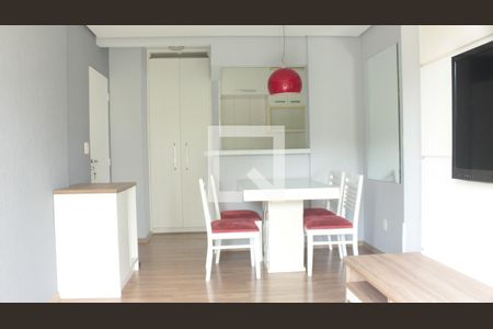 Sala de apartamento para alugar com 2 quartos, 51m² em Vila Suzana, São Paulo