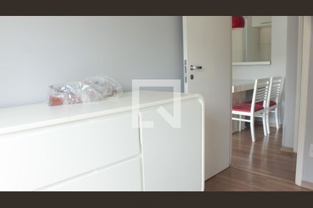 Quarto 1 de apartamento para alugar com 2 quartos, 51m² em Vila Suzana, São Paulo