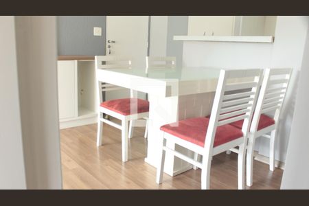 Sala de apartamento para alugar com 2 quartos, 51m² em Vila Suzana, São Paulo