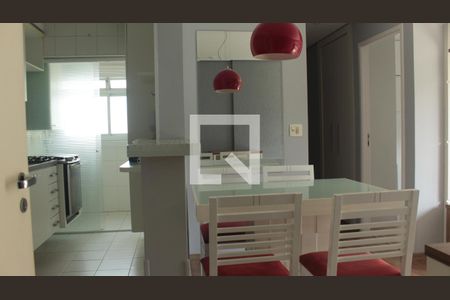 Sala de apartamento para alugar com 2 quartos, 51m² em Vila Suzana, São Paulo
