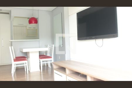 Sala de apartamento para alugar com 2 quartos, 51m² em Vila Suzana, São Paulo