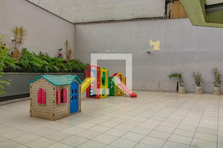 Apartamento para alugar com 49m², 2 quartos e 1 vagaÁrea comum 