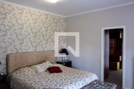 Casa de condomínio à venda com 422m², 4 quartos e 4 vagasSUITE MASTER