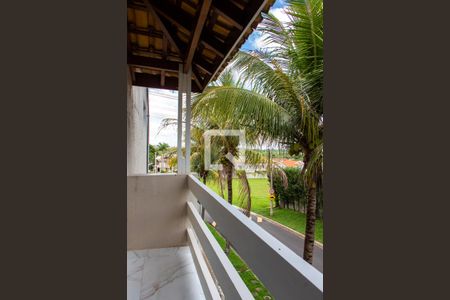 Casa de condomínio à venda com 422m², 4 quartos e 4 vagasVARANDA SUITE MASTER