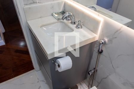 Casa de condomínio à venda com 422m², 4 quartos e 4 vagasBANHEIRO DA SUITE 1