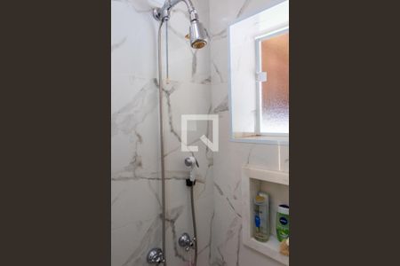 Casa de condomínio à venda com 422m², 4 quartos e 4 vagasBANHEIRO DA SUITE 1