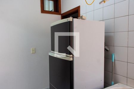 Casa de condomínio à venda com 422m², 4 quartos e 4 vagasÁREA DE SERVIÇO