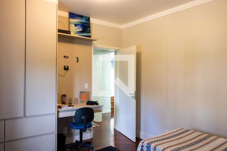 Casa de condomínio à venda com 422m², 4 quartos e 4 vagasQUARTO 2