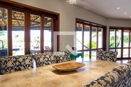 Casa de condomínio à venda com 422m², 4 quartos e 4 vagasSALA DE JANTAR