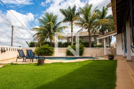 Casa de condomínio à venda com 422m², 4 quartos e 4 vagasÁREA EXTERNA