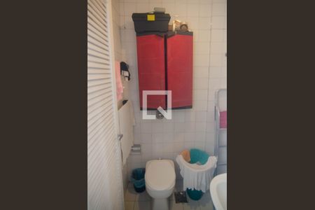 Apartamento para alugar com 125m², 3 quartos e 1 vaga Apartamento para alugar com 125m², 3 quartos e 1 vagaBanheiro de Serviço